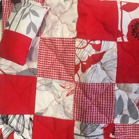 NWOT. Doll Quilt with Pillow - Picture 3 of 6